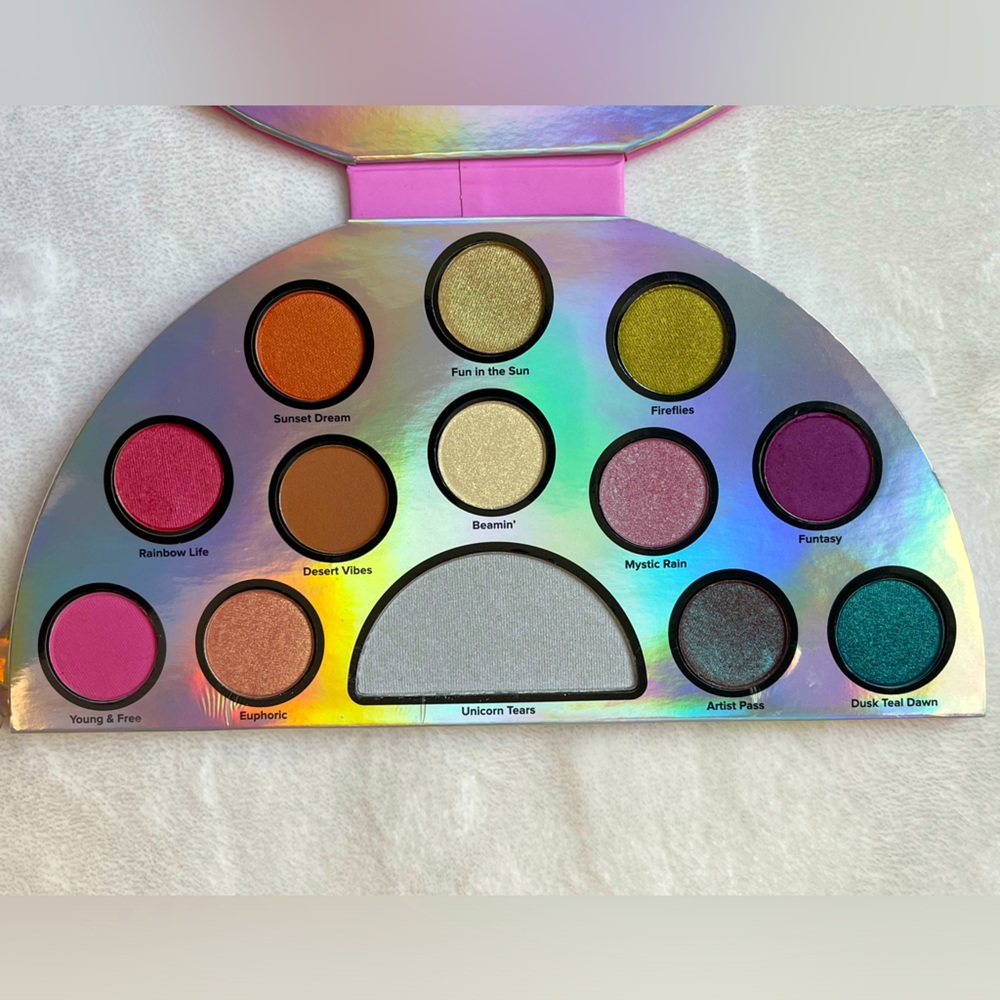 Too Faced Life’s A Festival Eye Shadow And Highlighter Palette 🌈🦄✨